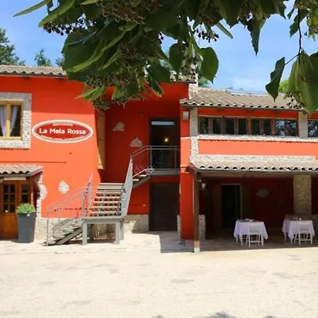 La Collina Dei Castagni تيرني