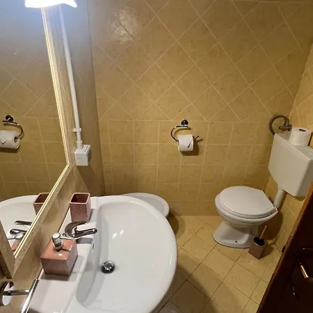 La Collina Dei Castagni *